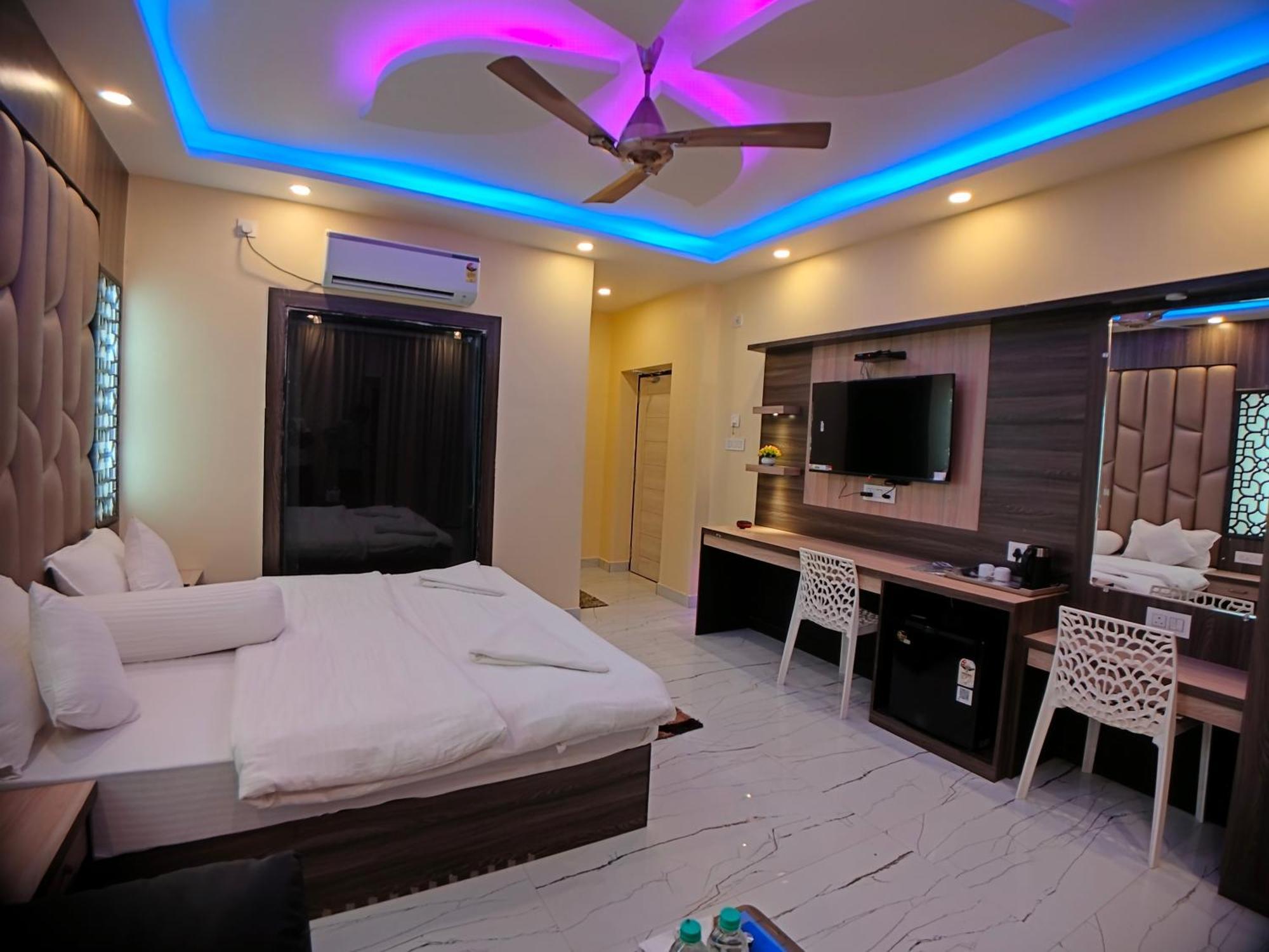 The Triton Beach Resort Mandarmani Exterior photo