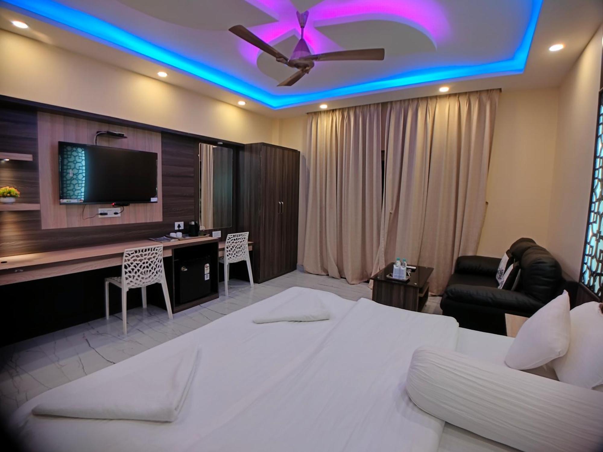 The Triton Beach Resort Mandarmani Exterior photo